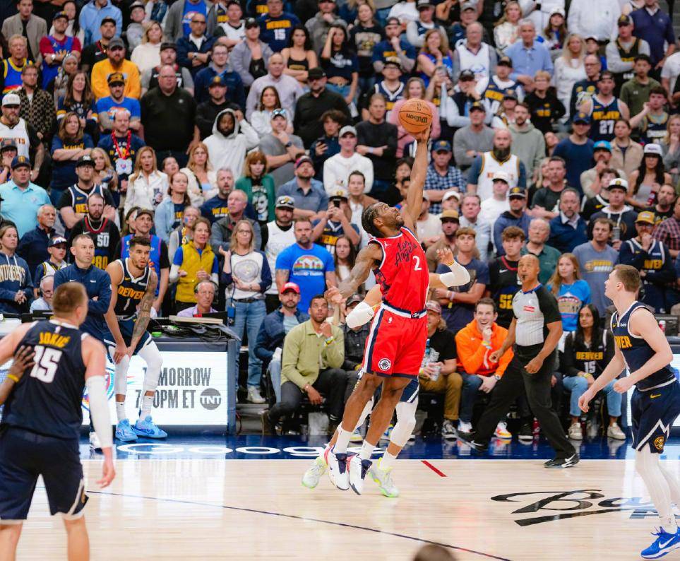 科维托娃连续三场比赛得分超过夺冠，快船不断突破！赛场气氛高涨的简单介绍开云体育登录官网