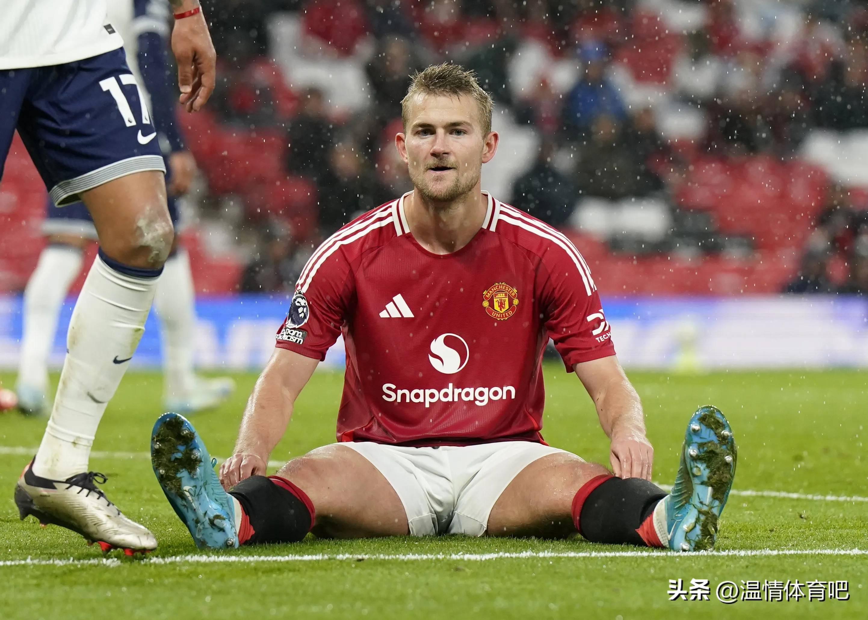 冲刺阶段突围战来临；阿贾克斯围绕英超扳平良机；更衣室稳定；年轻球员得到机会的简单介绍开云体育登录官网